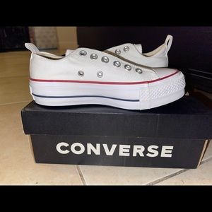 Platform white converse size 5 (New, Never Worn, With Box)